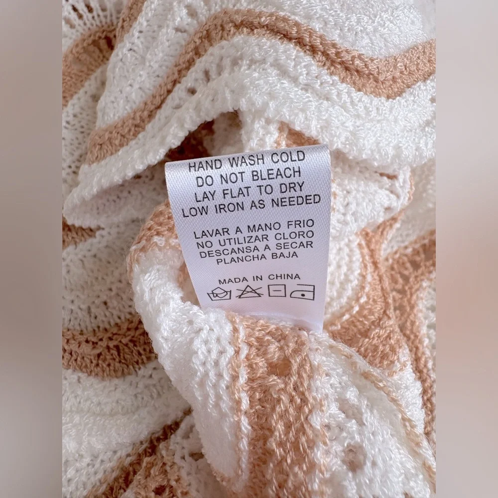 NWT - Be Cool Crochet Sleeveless Top - Size Medium - Picture 11 of 11